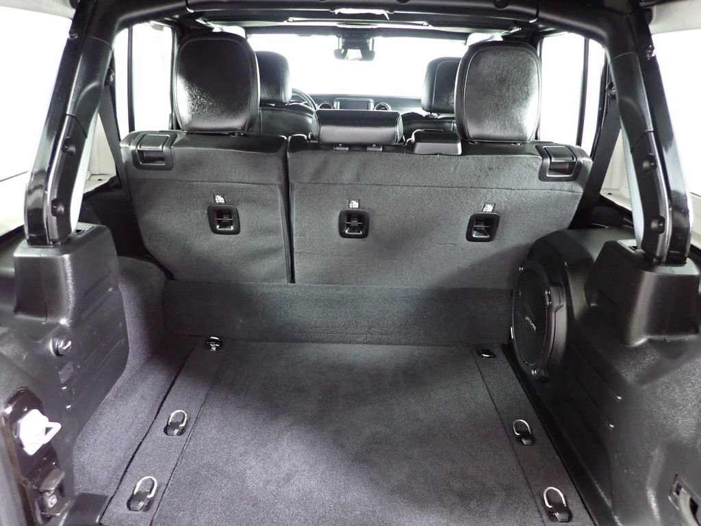 Used 2021 Jeep Wrangler Unlimited Sahara image 17
