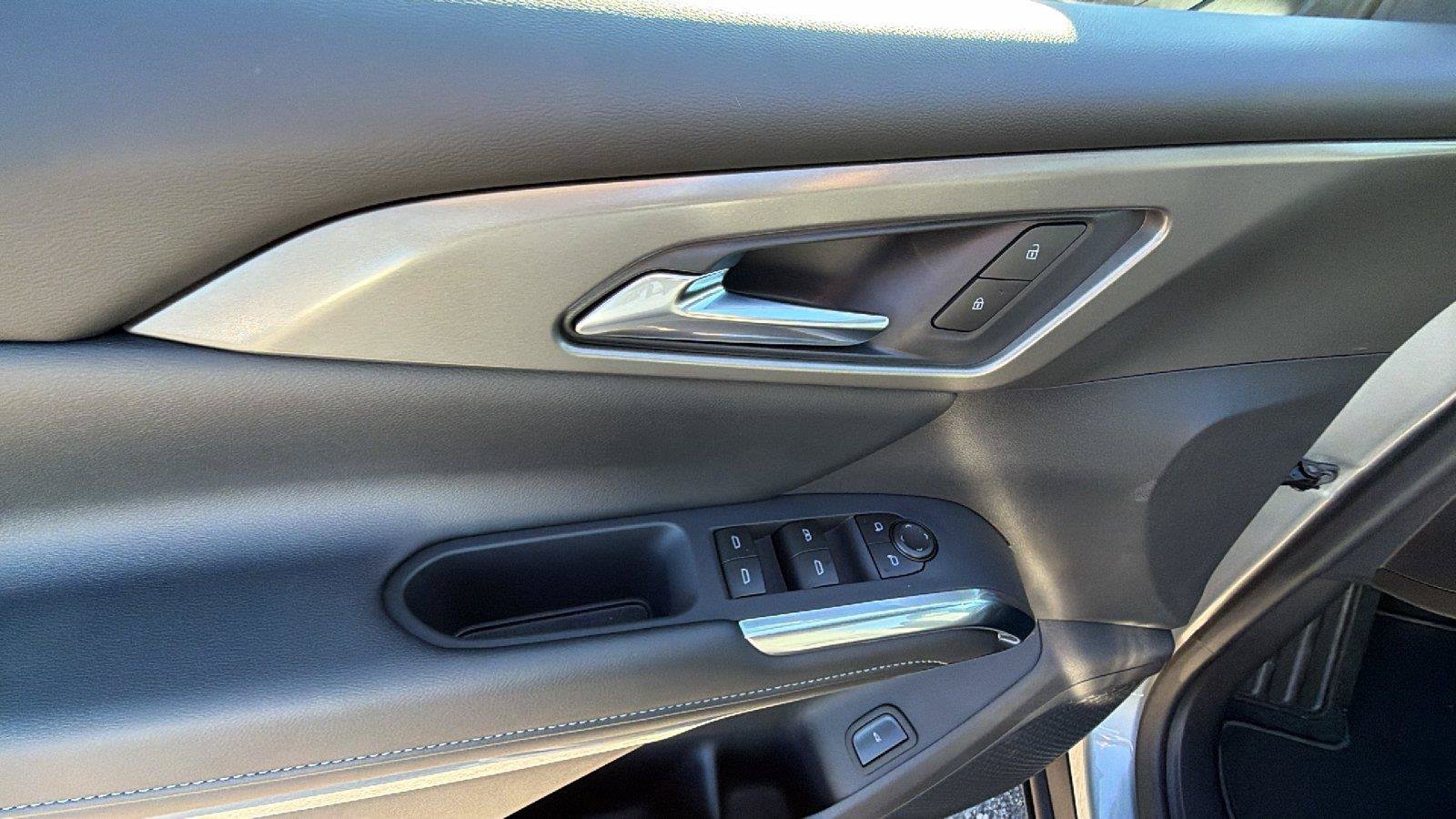 New 2027 Chevrolet Traverse LT w/ Driver Confidence Package FWD image 15