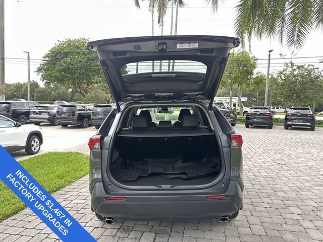 Used 2024 Toyota RAV4 XLE Premium FWD image 28