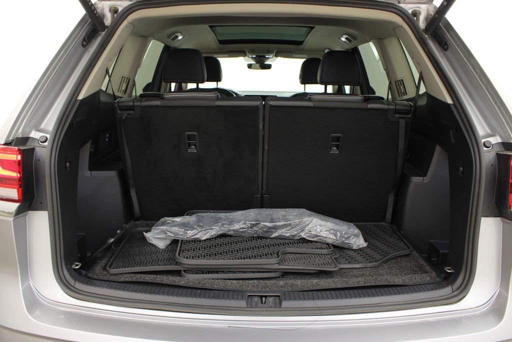 Certified 2024 Volkswagen Atlas SE FWD image 30