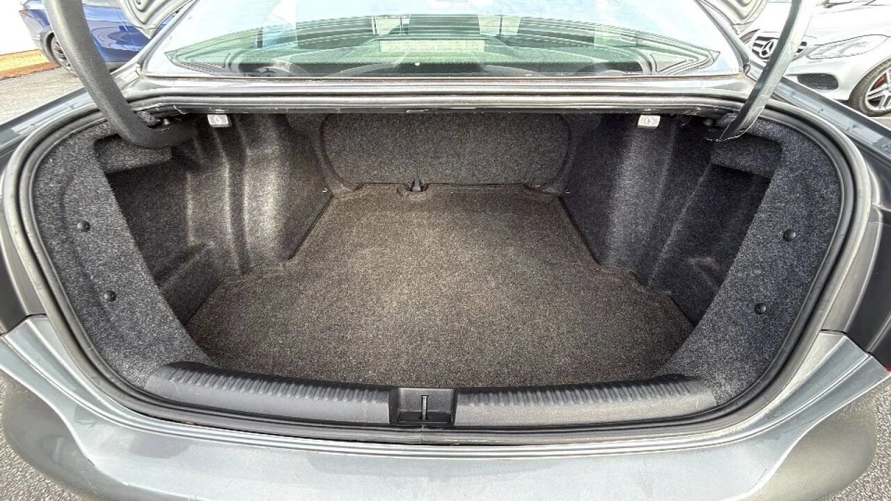 Used 2011 Volkswagen Jetta S FWD image 13