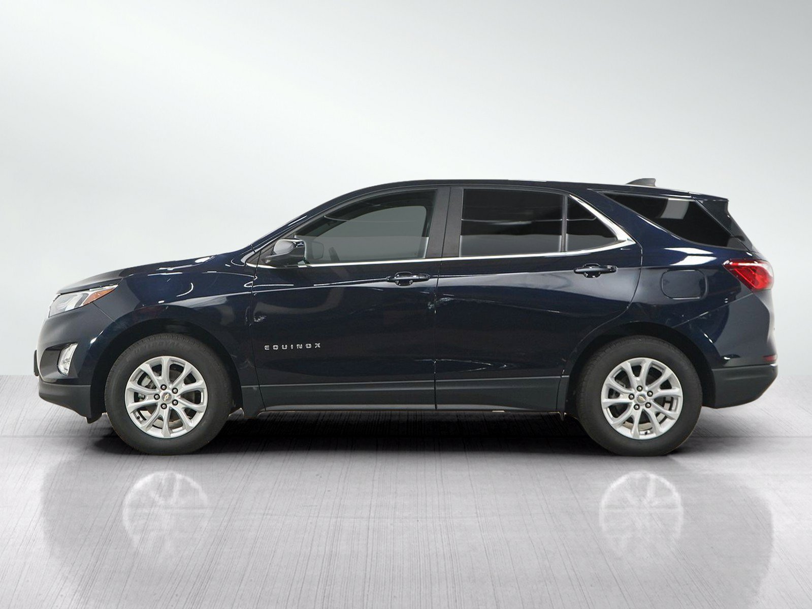 Used 2021 Chevrolet Equinox LT AWD/4WD image 2