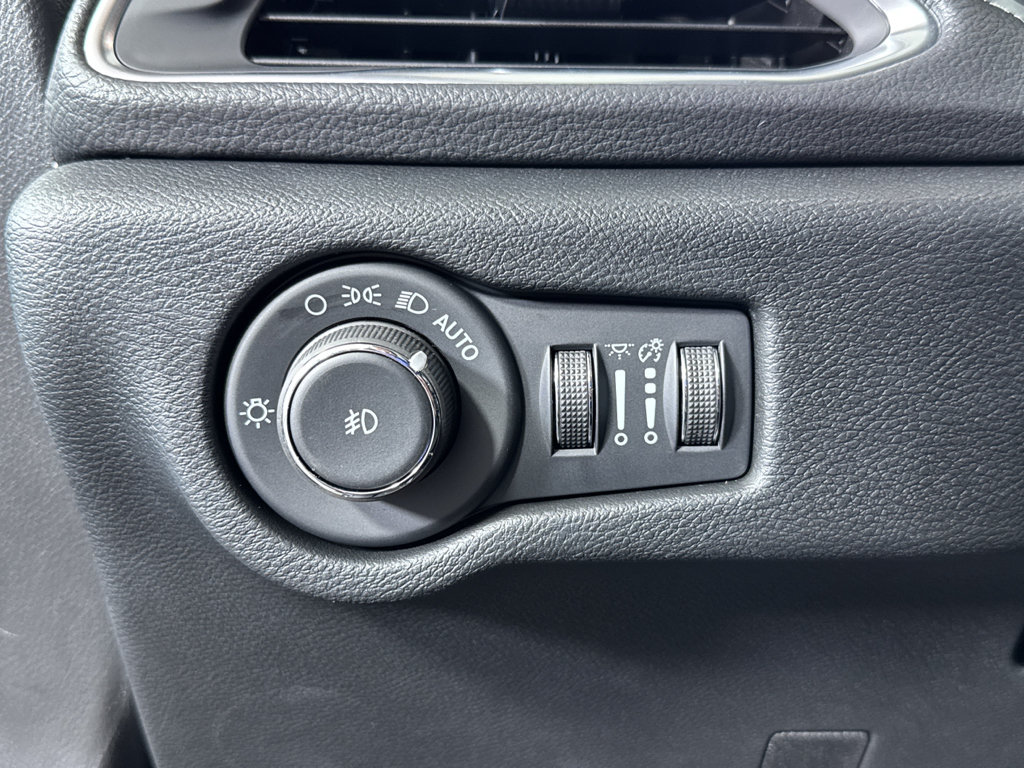 New 2026 Chrysler Pacifica Limited w/ S Appearance Package image 29