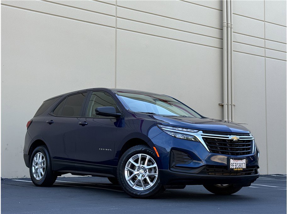 Used 2023 Chevrolet Equinox LS w/ LS Convenience Package FWD image 24