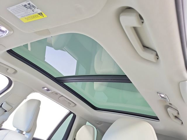 Used 2020 Volvo XC90 T5 Momentum AWD/4WD image 22