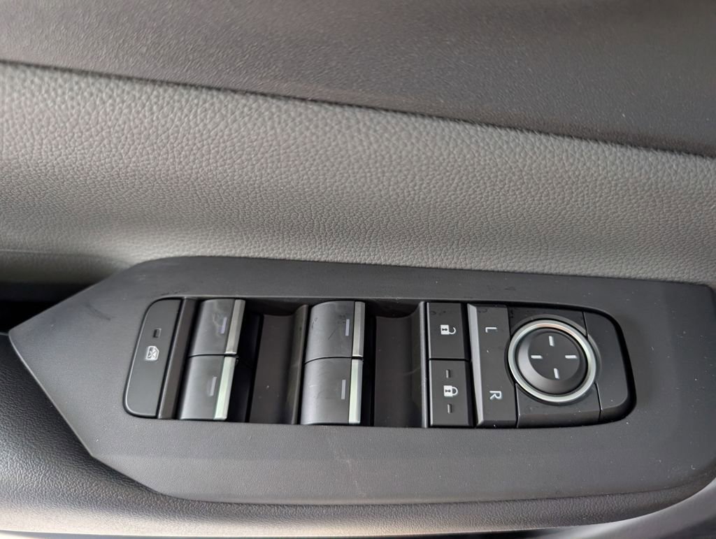 New 2026 Toyota Prius XLE FWD image 21