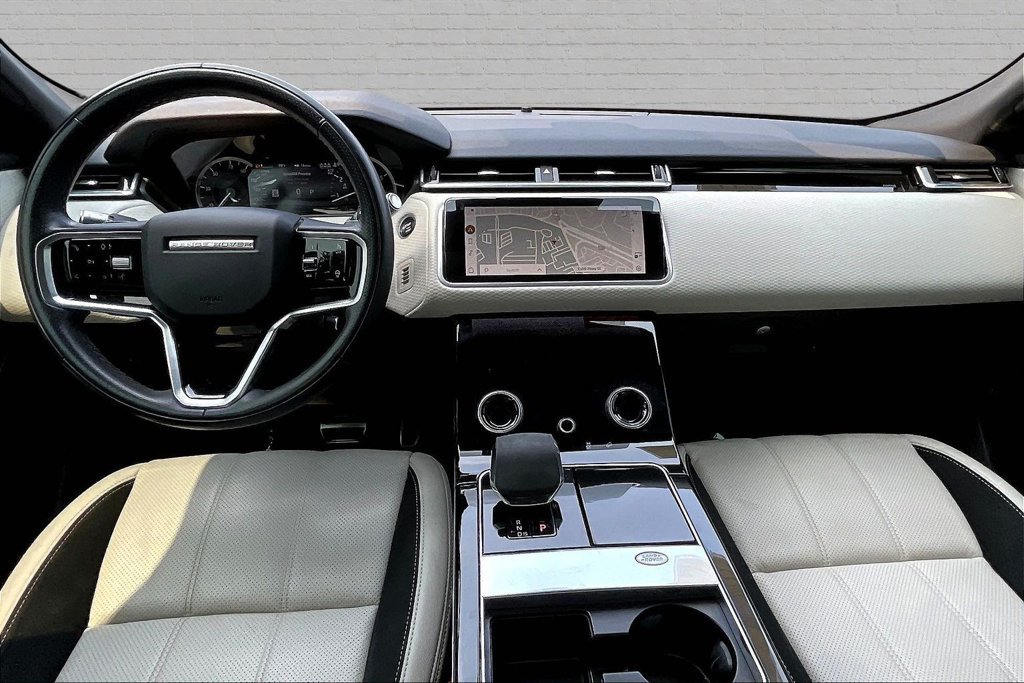 Used 2022 Land Rover Range Rover Velar R-Dynamic S AWD/4WD image 7