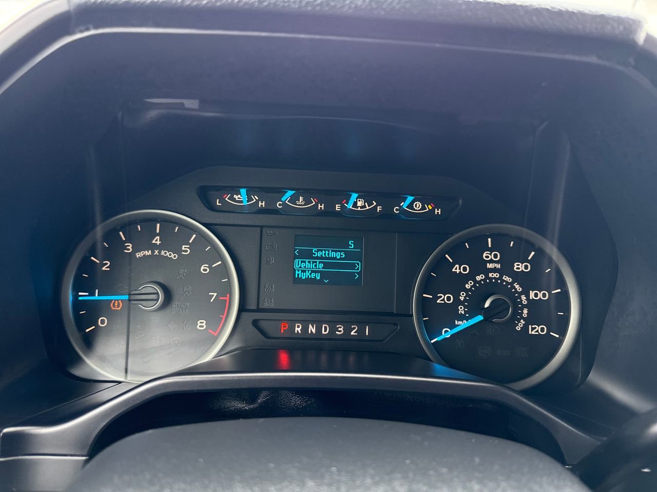 Used 2015 Ford F150 XLT image 18