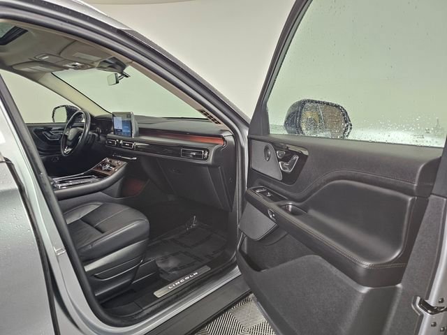 Used 2023 Lincoln Aviator Grand Touring w/ Equipment Group 301A image 13