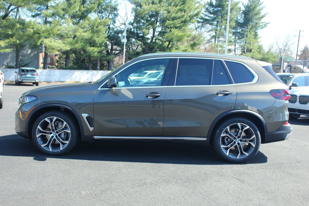Used 2026 BMW X5 xDrive40i AWD/4WD image 4