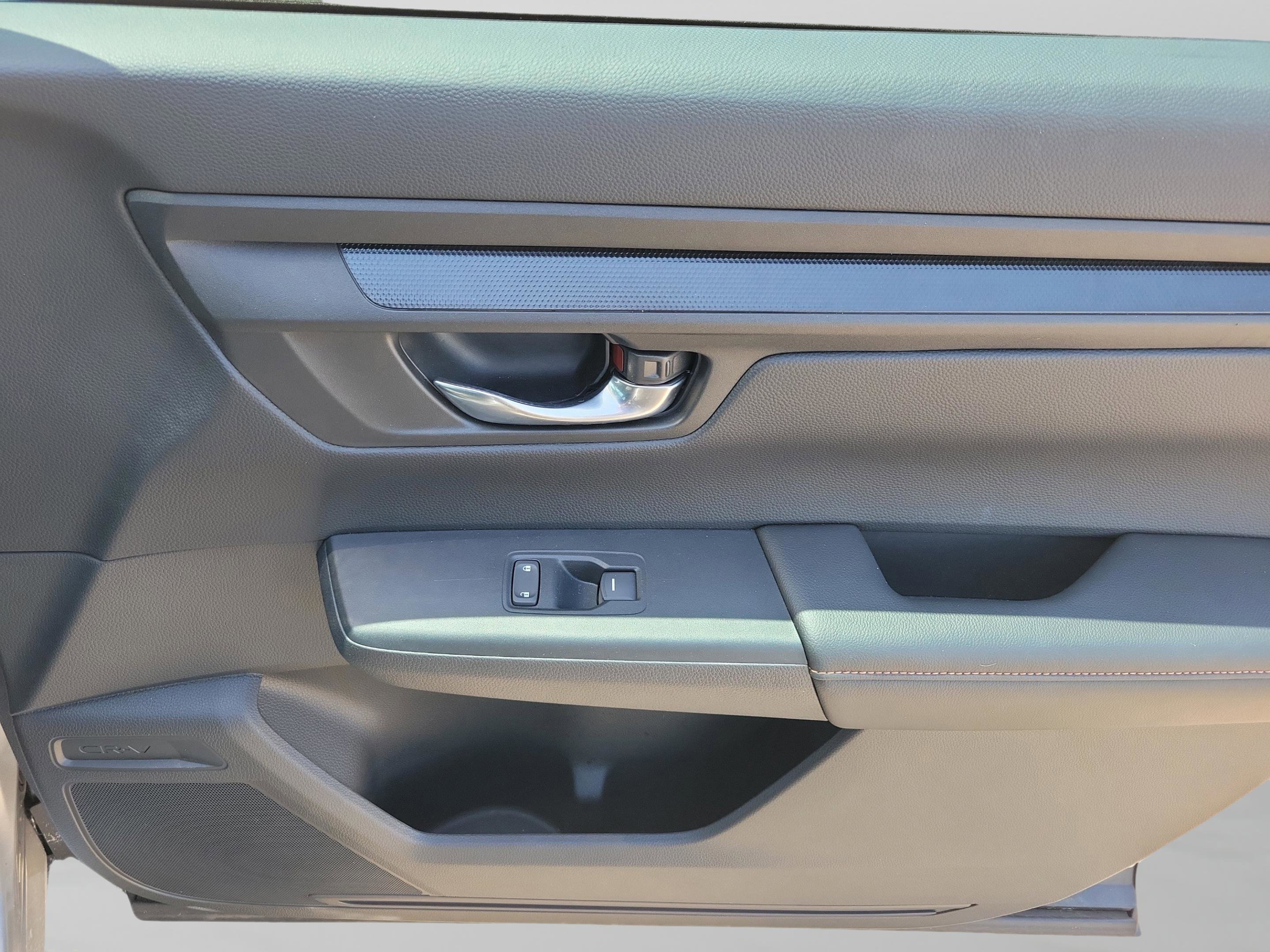 Used 2025 Honda CR-V Sport-L image 22