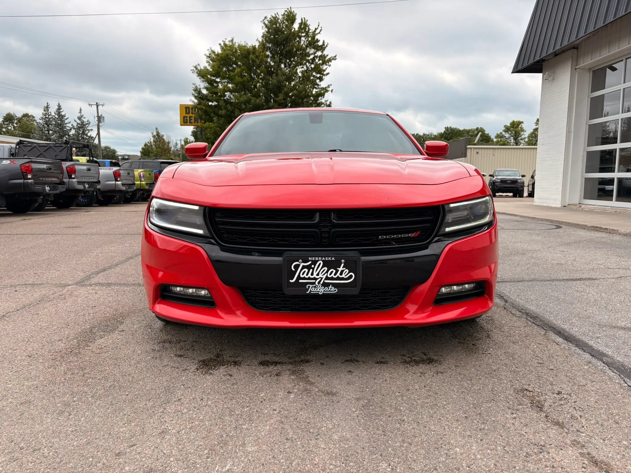 Used 2016 Dodge Charger R/T RWD image 3