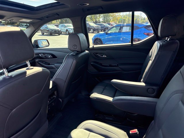 Used 2023 Chevrolet Traverse RS w/ LPO, Floor Liner Package AWD/4WD image 11