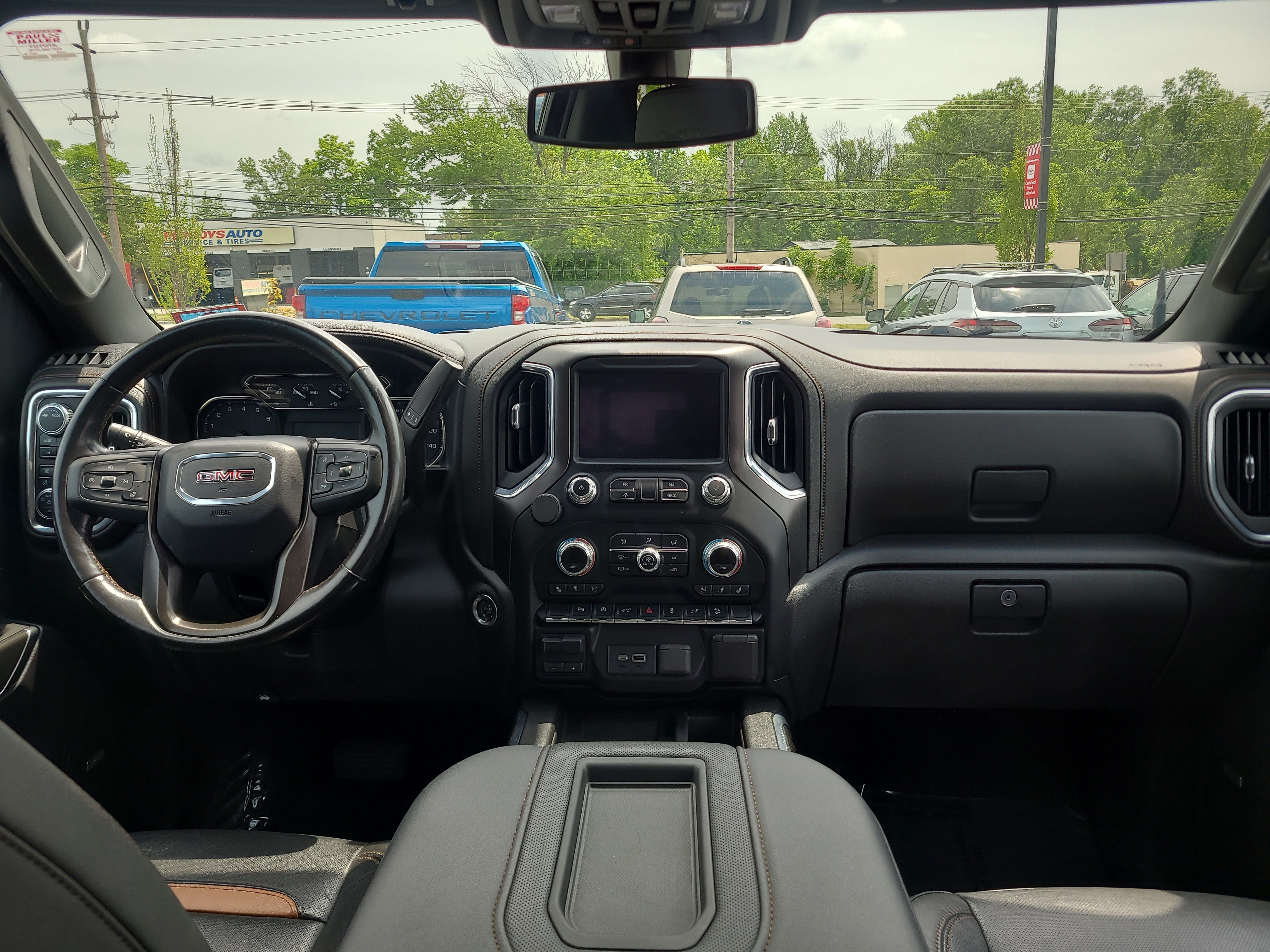 Used 2020 GMC Sierra 1500 AT4 w/ AT4 Premium Package AWD/4WD image 18