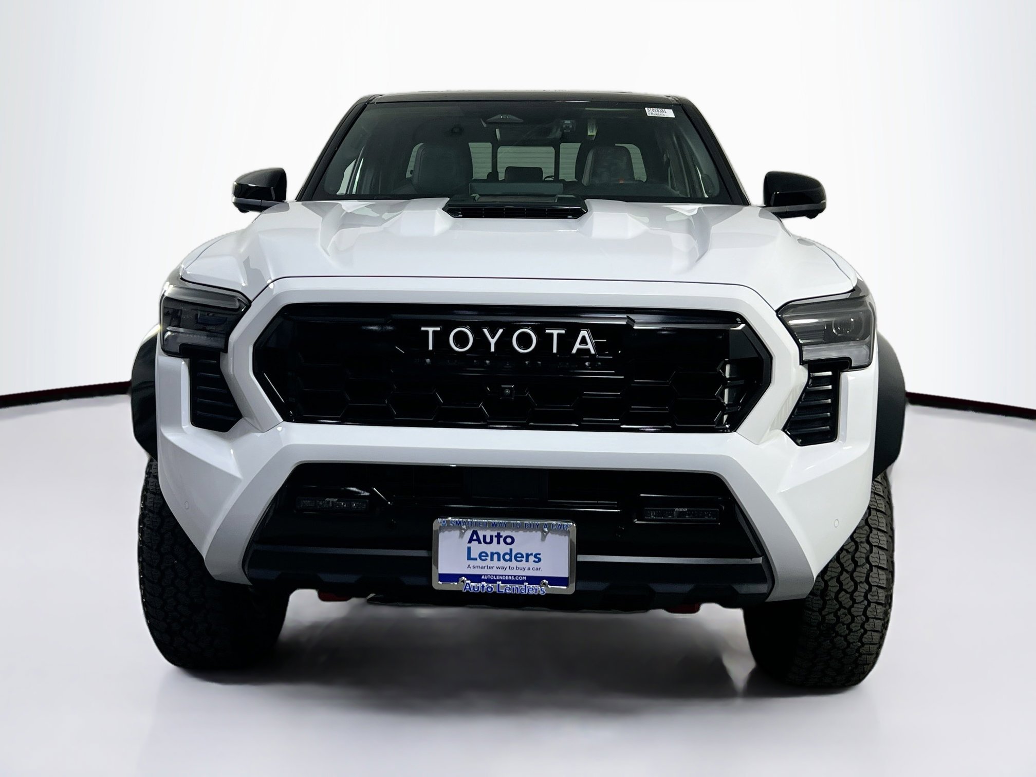 Used 2025 Toyota Tacoma TRD Pro w/ Tow Tech Package AWD/4WD image 2