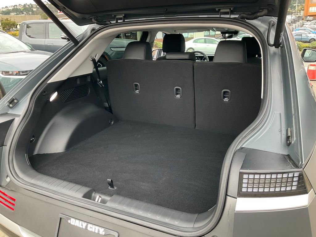 Used 2025 Hyundai Ioniq 5 SEL image 9