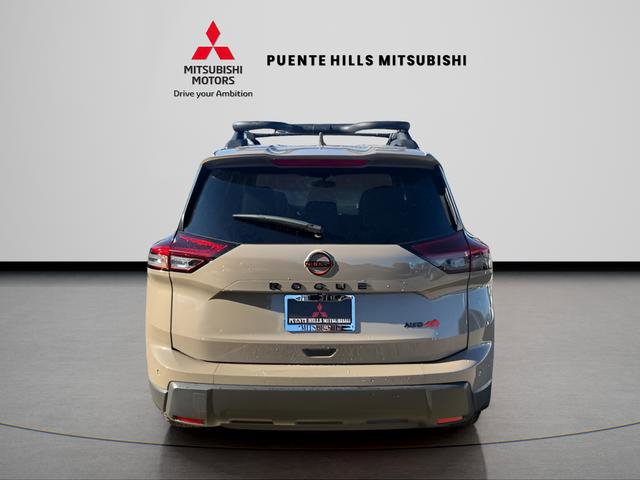 Used 2025 Nissan Rogue SV image 6