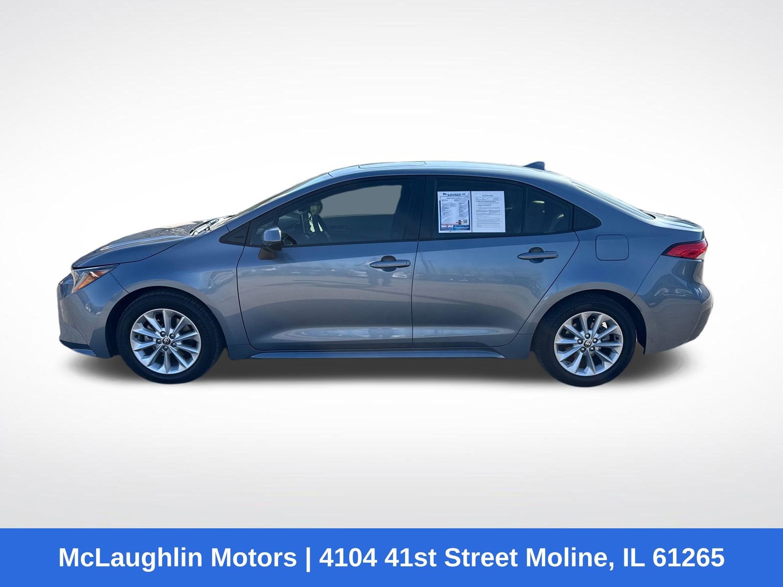 Used 2020 Toyota Corolla LE w/ LE Premium Package image 2