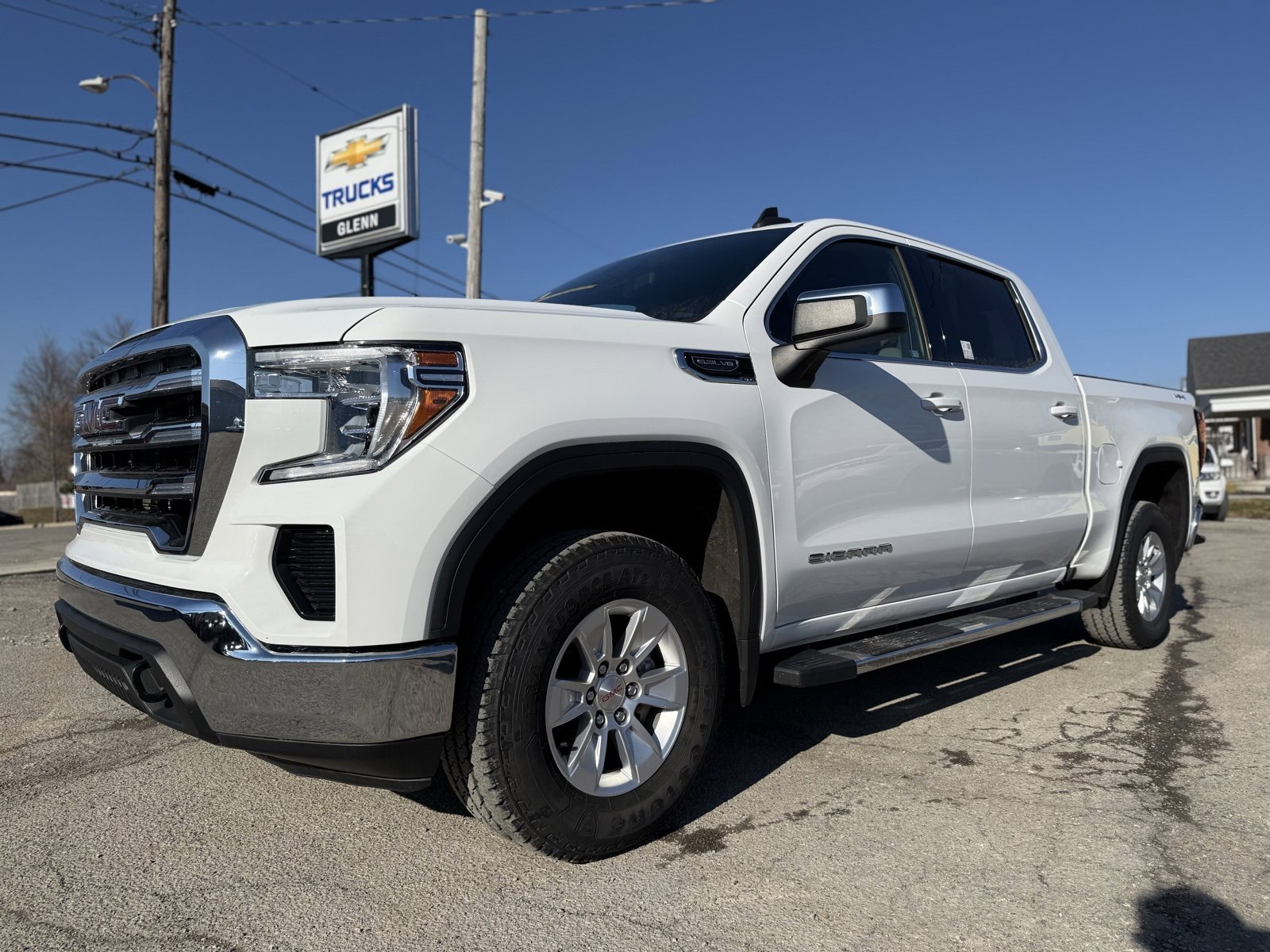 Used 2019 GMC Sierra 1500 SLE w/ SLE Value Package image 2