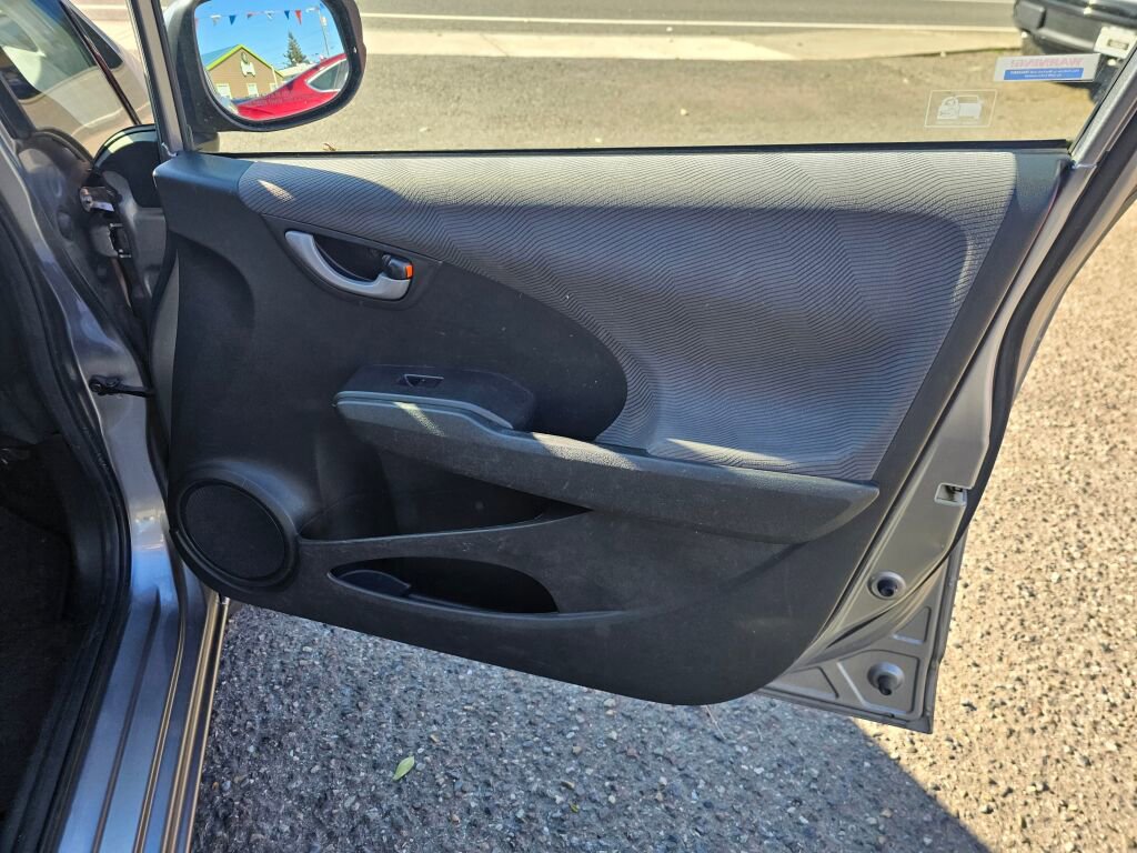 Used 2010 Honda Fit Base image 10