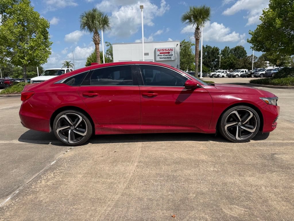Used 2018 Honda Accord Sport image 6