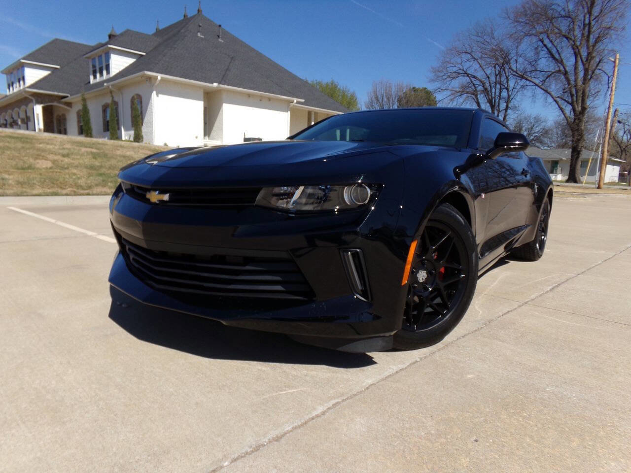 Used 2016 Chevrolet Camaro LT image 2