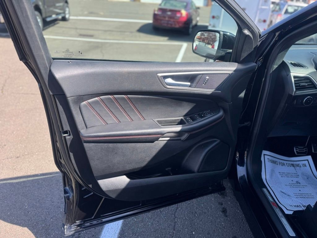 Used 2022 Ford Edge ST-Line AWD/4WD image 29