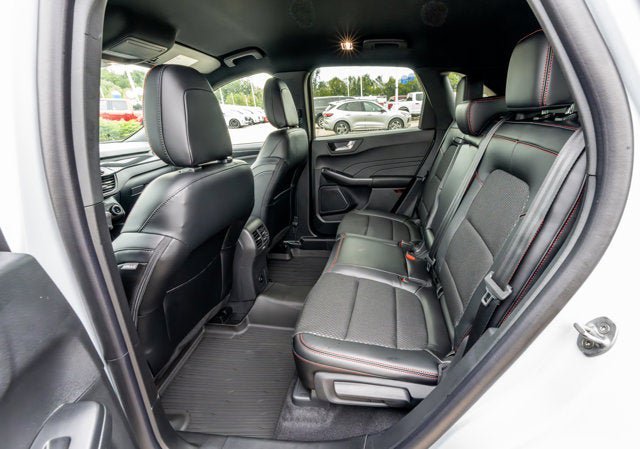 New 2026 Ford Escape ST-Line w/ Cold Weather Package FWD image 17