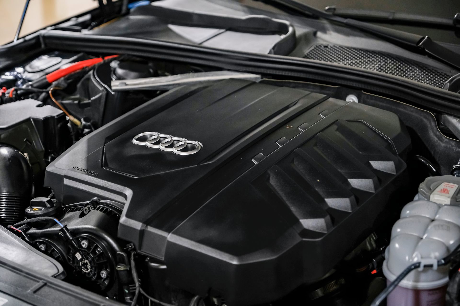 Used 2022 Audi A4 2.0T Premium image 55