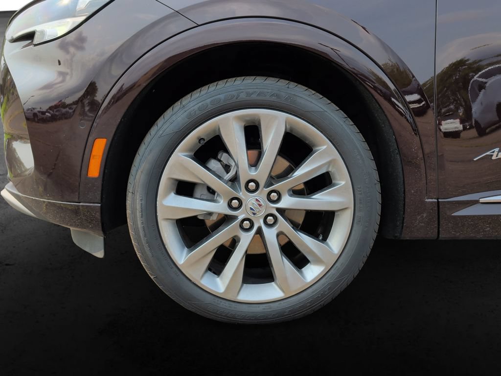 Used 2023 Buick Envision Avenir AWD/4WD image 9