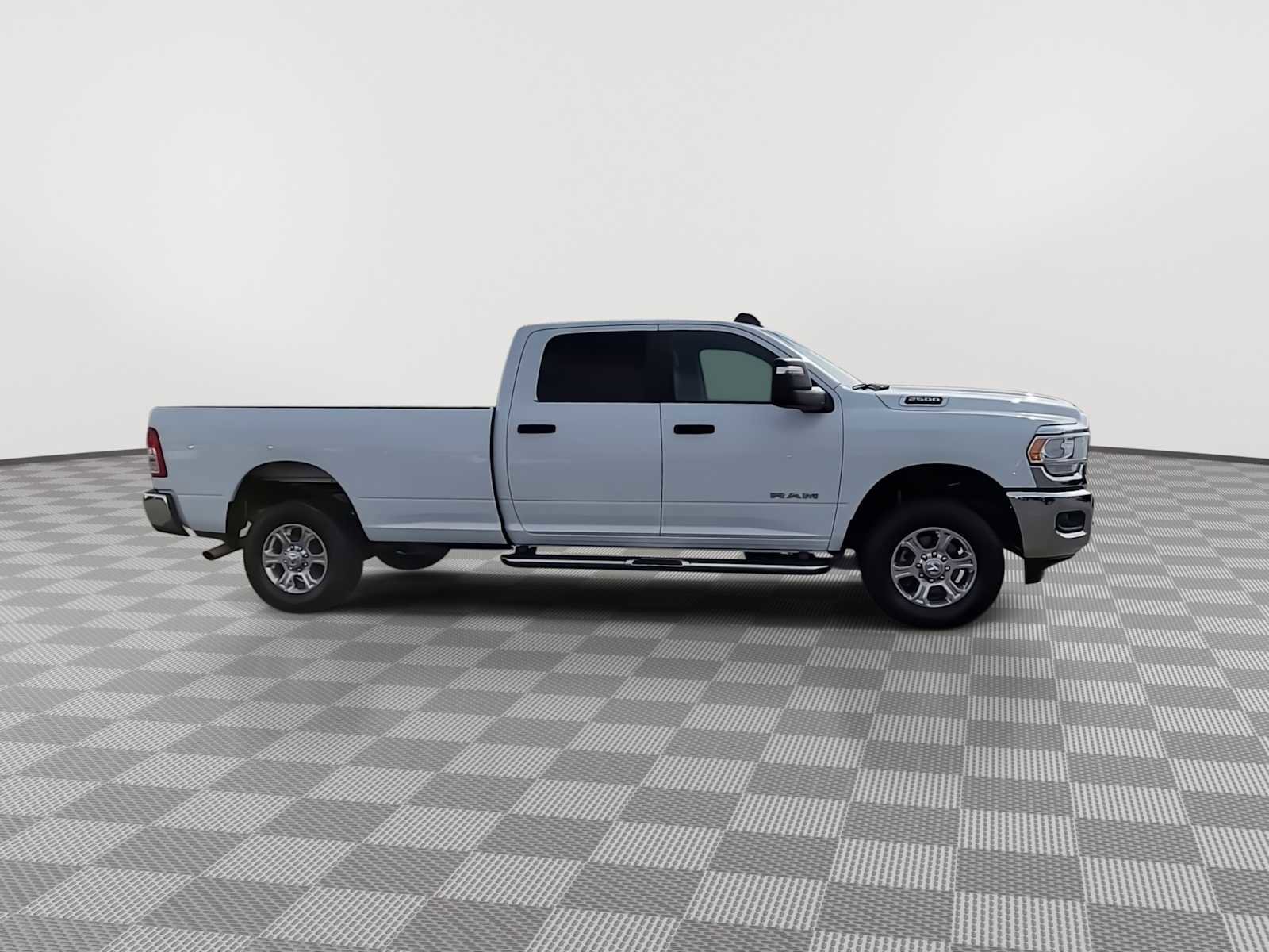Used 2024 RAM 2500 Big Horn image 9
