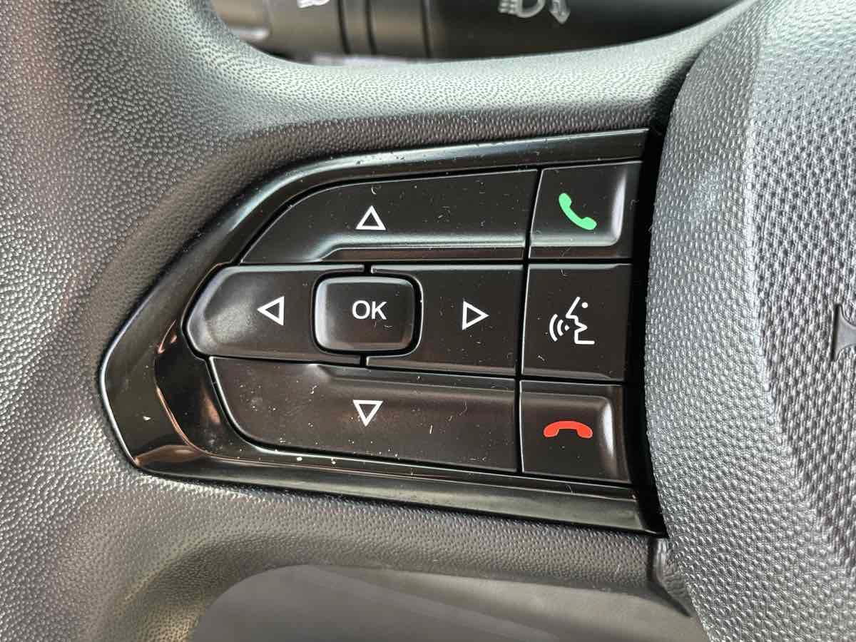 Used 2025 RAM ProMaster 2500 w/ Convenience Group FWD image 34