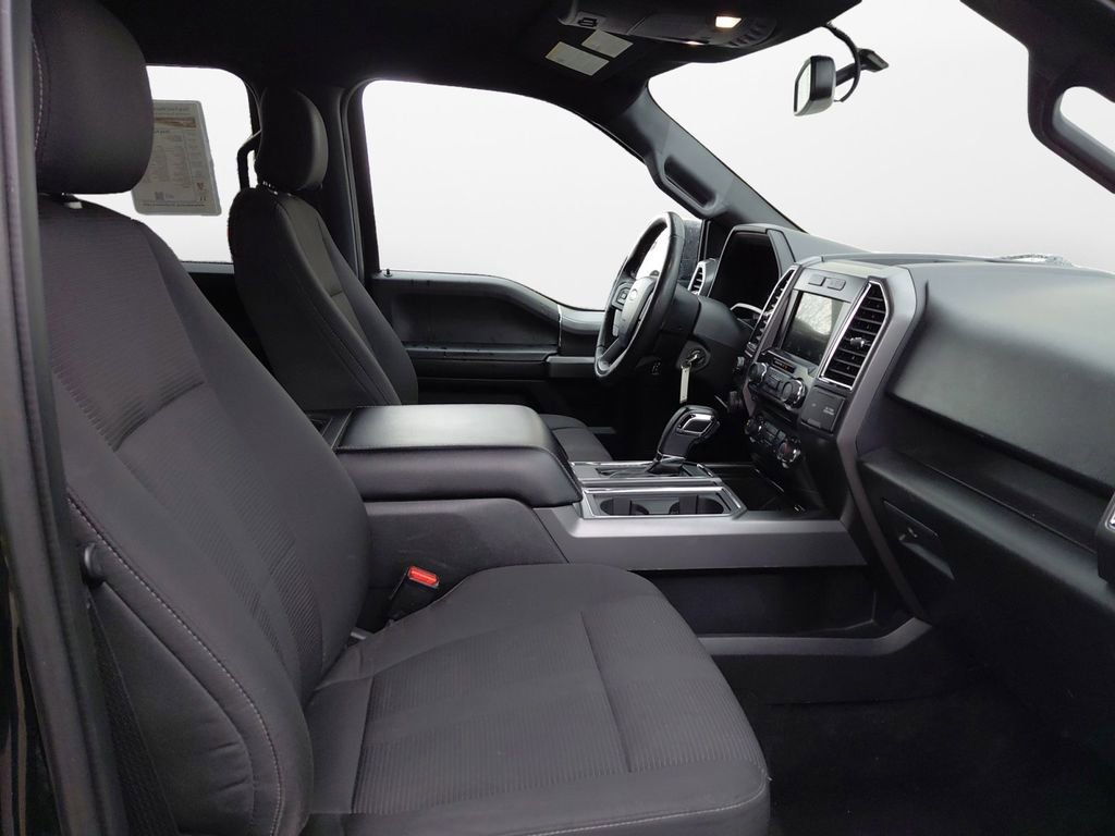 Used 2016 Ford F150 XLT w/ Equipment Group 302A Luxury AWD/4WD image 15