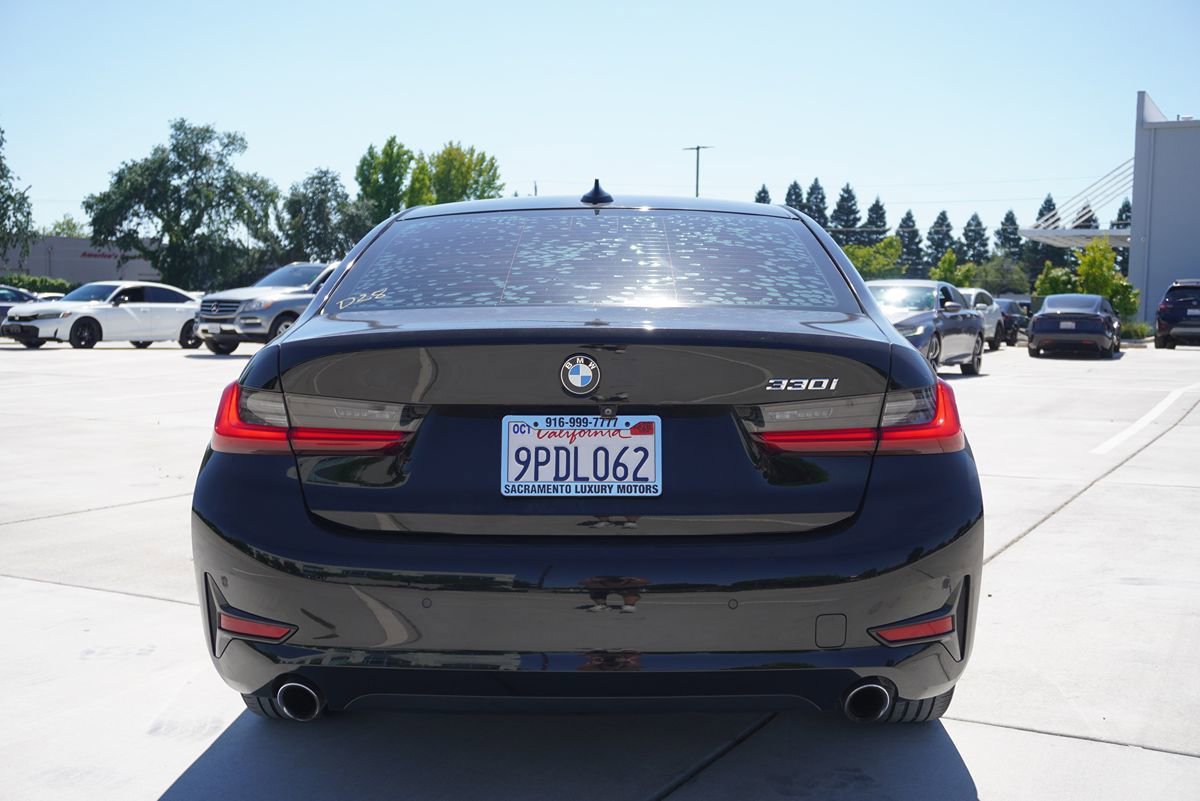 Used 2021 BMW 330i Sedan RWD image 11