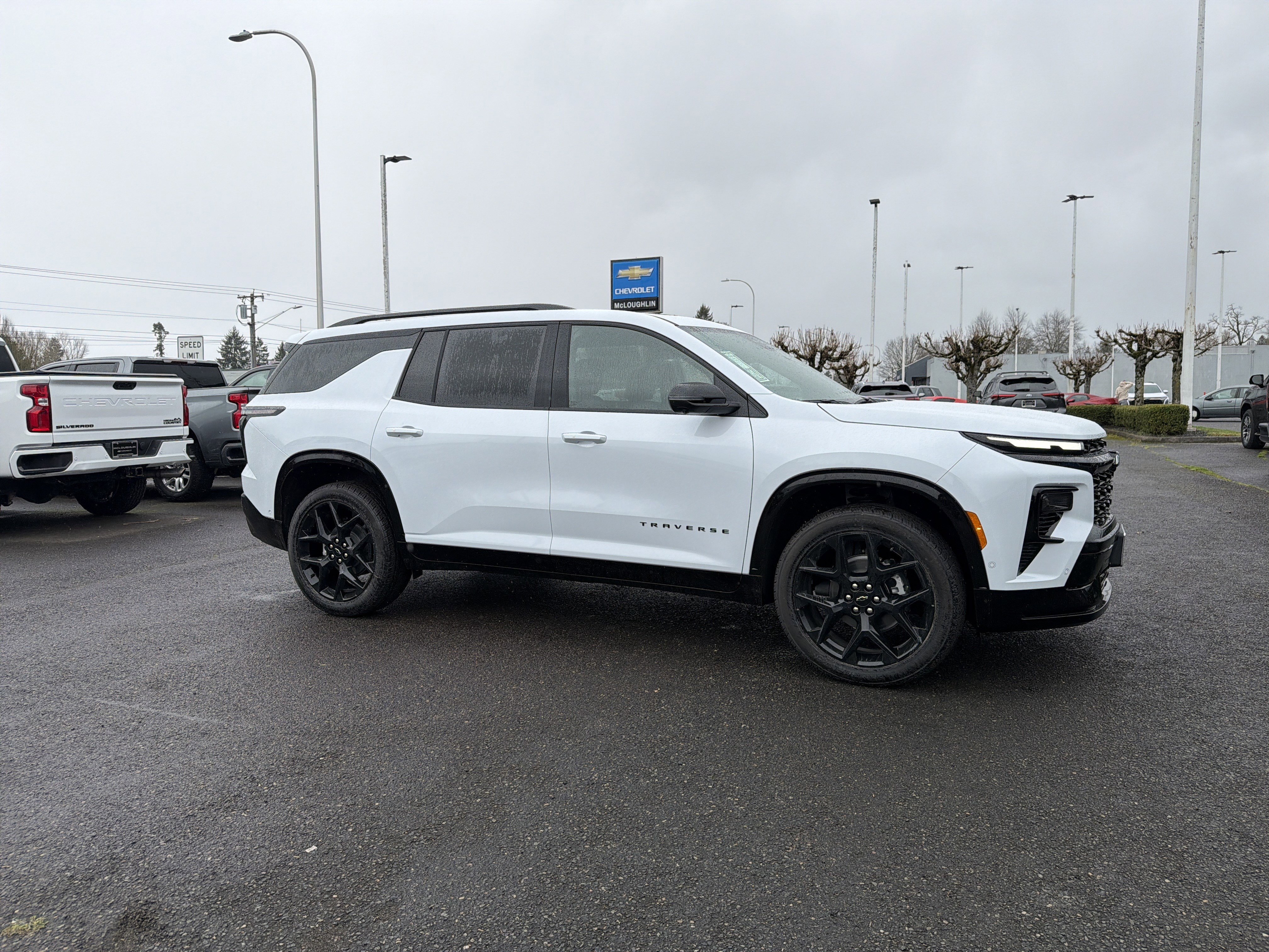 New 2026 Chevrolet Traverse RS image 7