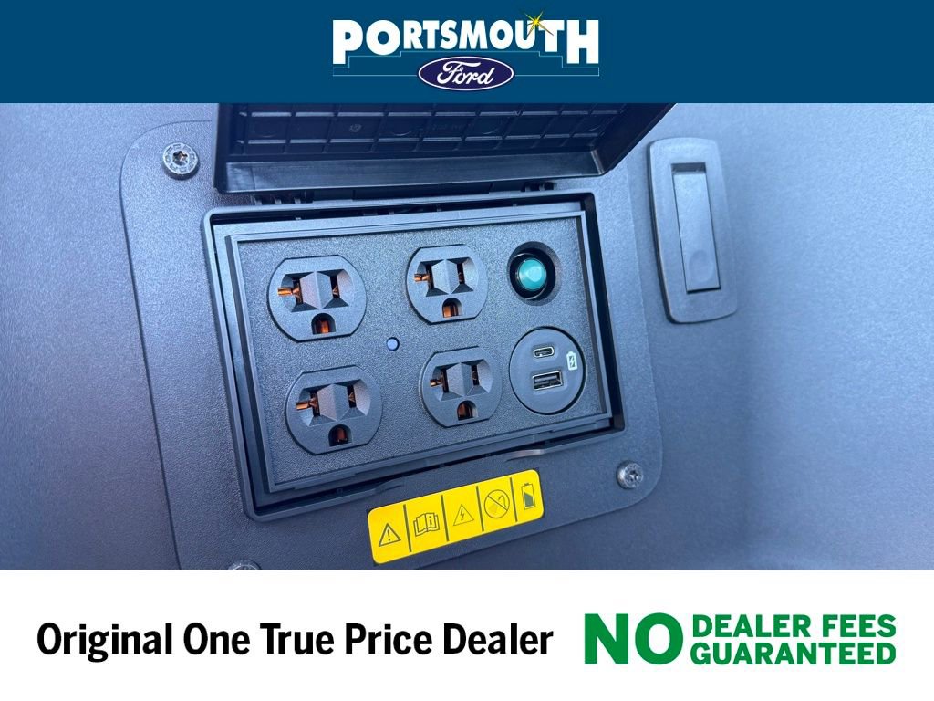 New 2025 Ford F150 Lightning Platinum w/ Dark Elements Package image 24