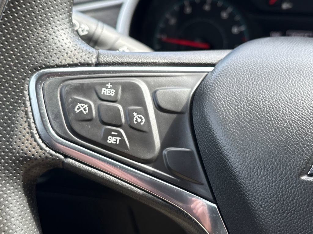 Used 2021 Chevrolet Malibu LS image 19