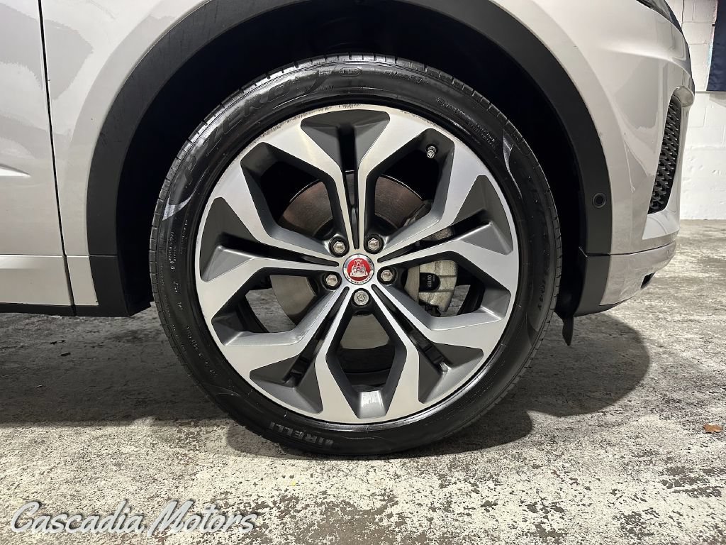 Used 2019 Jaguar E-PACE R-Dynamic HSE AWD/4WD image 32