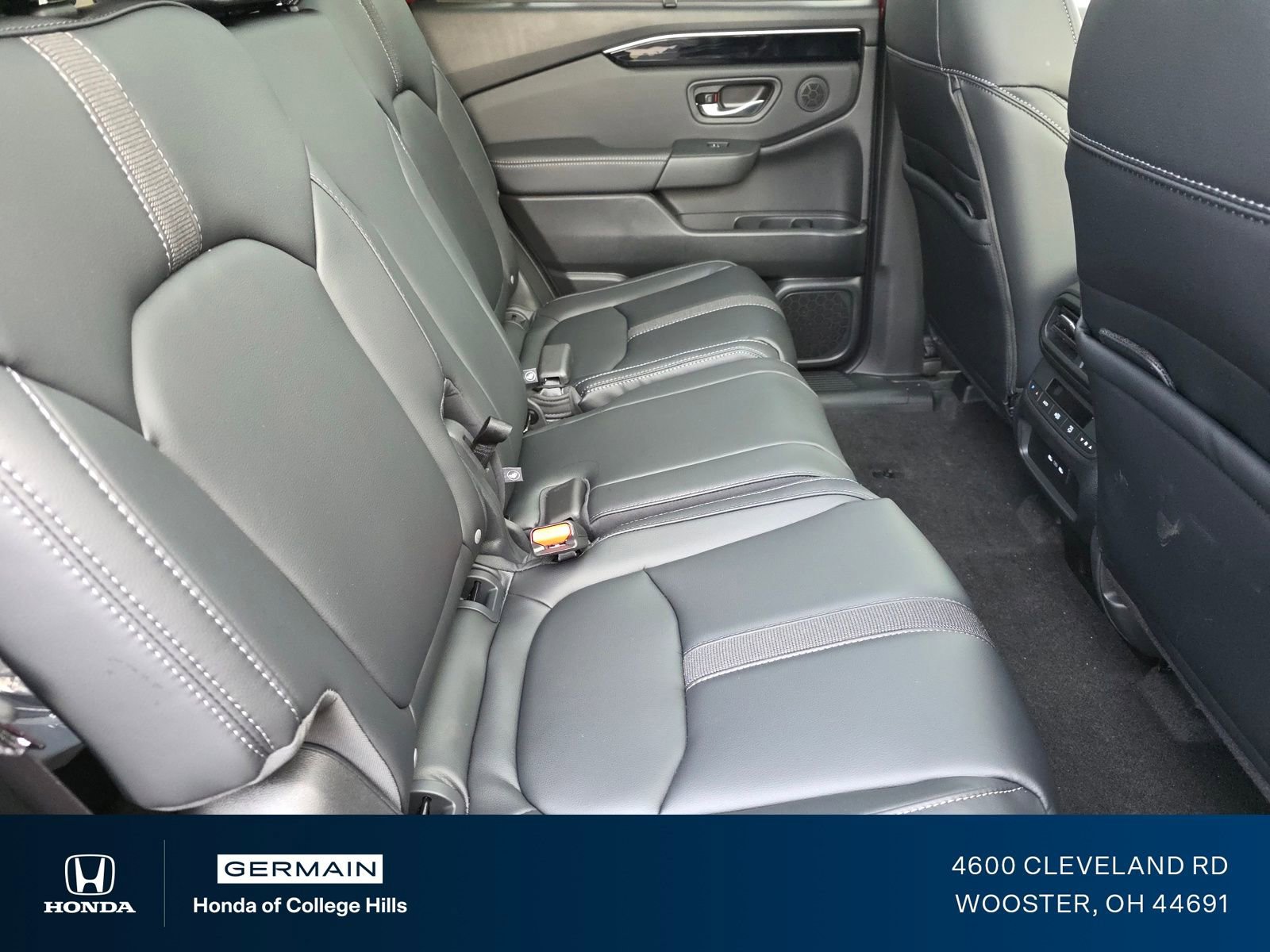 New 2025 Honda Pilot Touring image 30