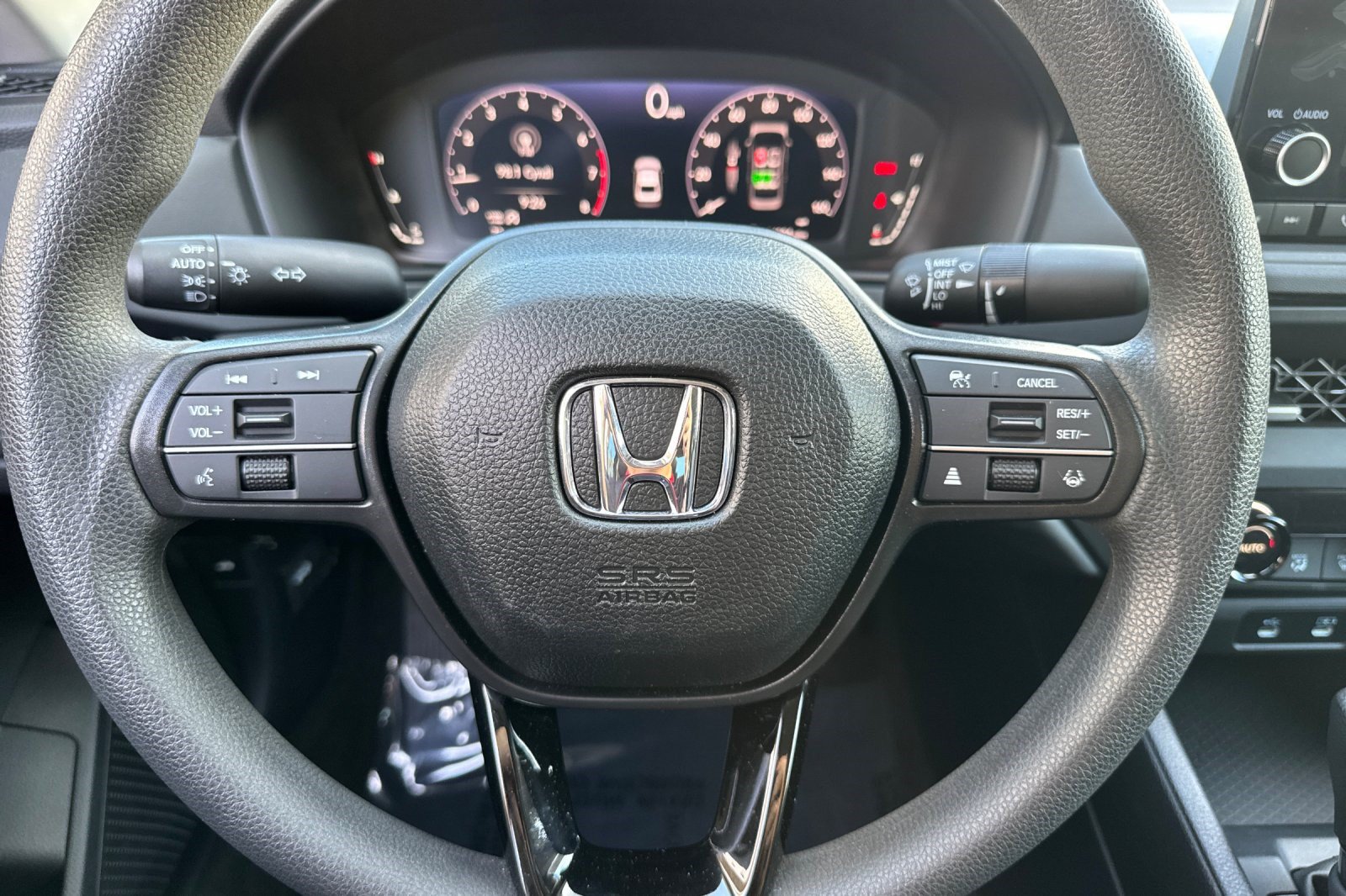 Used 2025 Honda Accord SE image 11