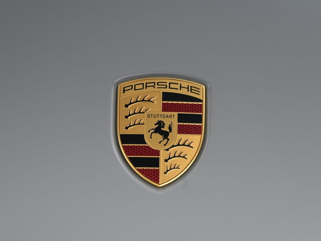 Certified 2025 Porsche Panamera image 32