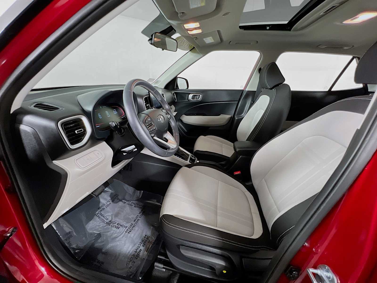 Certified 2026 Hyundai Venue SEL FWD image 21