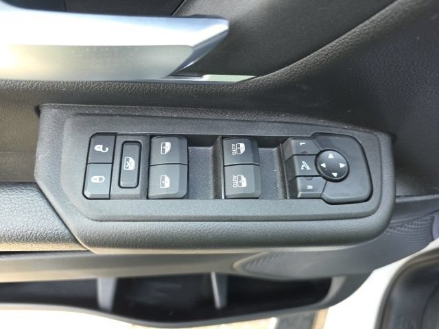 Used 2025 RAM 1500 Big Horn AWD/4WD image 15