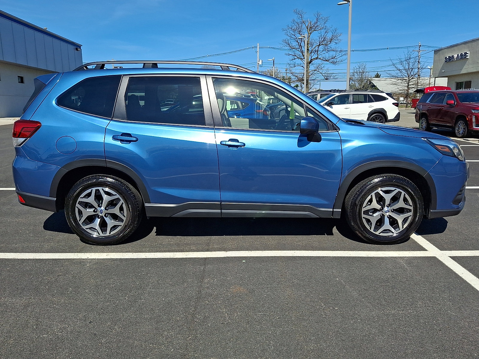 Certified 2023 Subaru Forester Premium AWD/4WD image 7