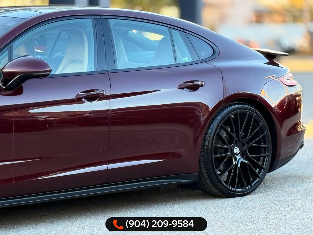 Used 2020 Porsche Panamera 4 image 3