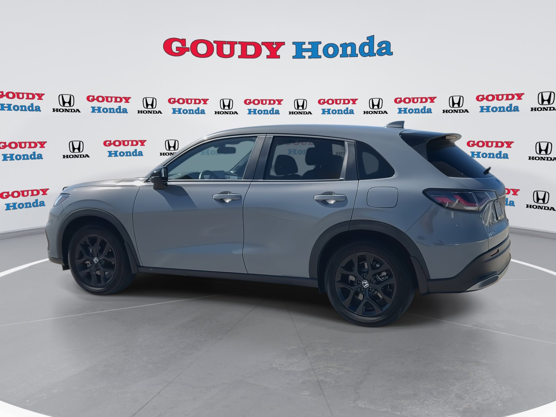 Used 2024 Honda HR-V Sport image 6