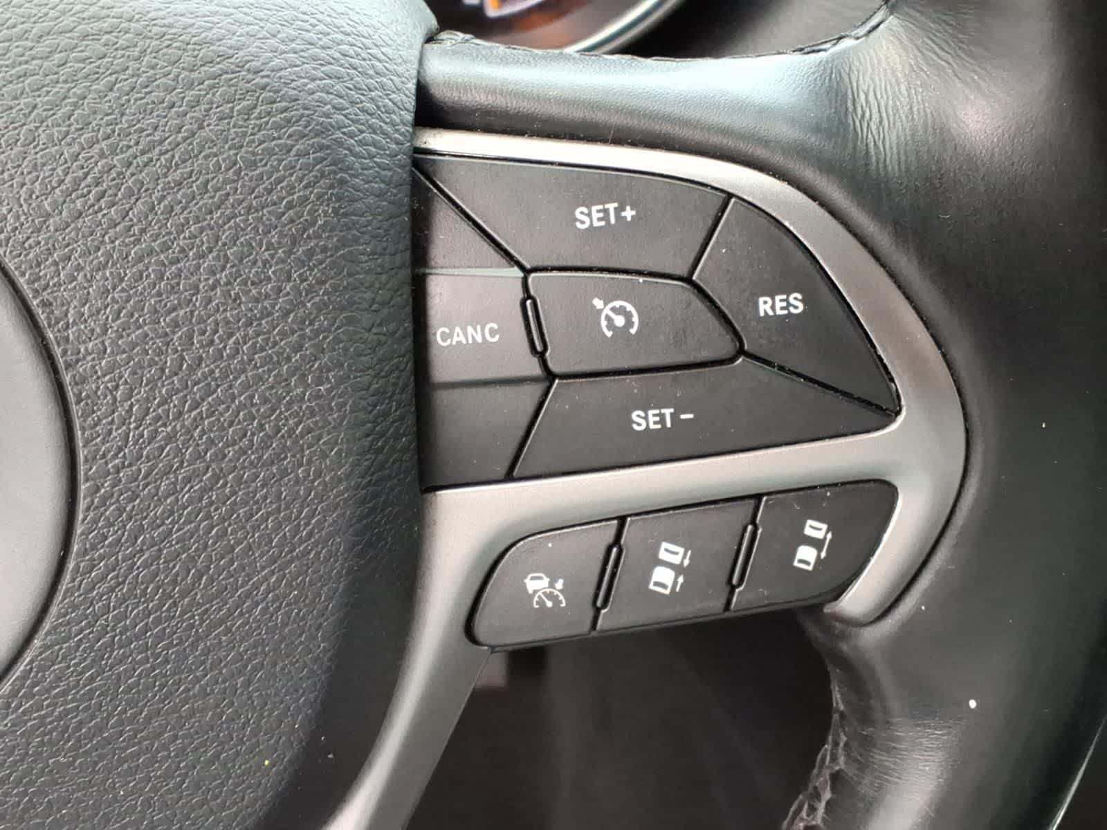 Used 2021 Jeep Grand Cherokee Limited w/ Quick Order Package 28K 80th RWD image 19