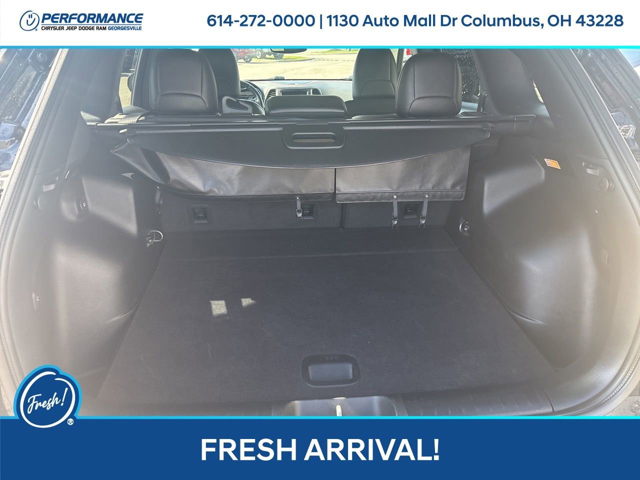 Used 2020 Jeep Cherokee Trailhawk w/ Comfort & Convenience Group image 14