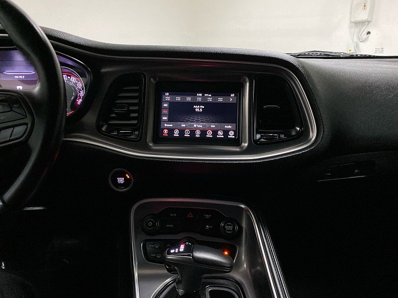 Used 2021 Dodge Challenger SXT image 18