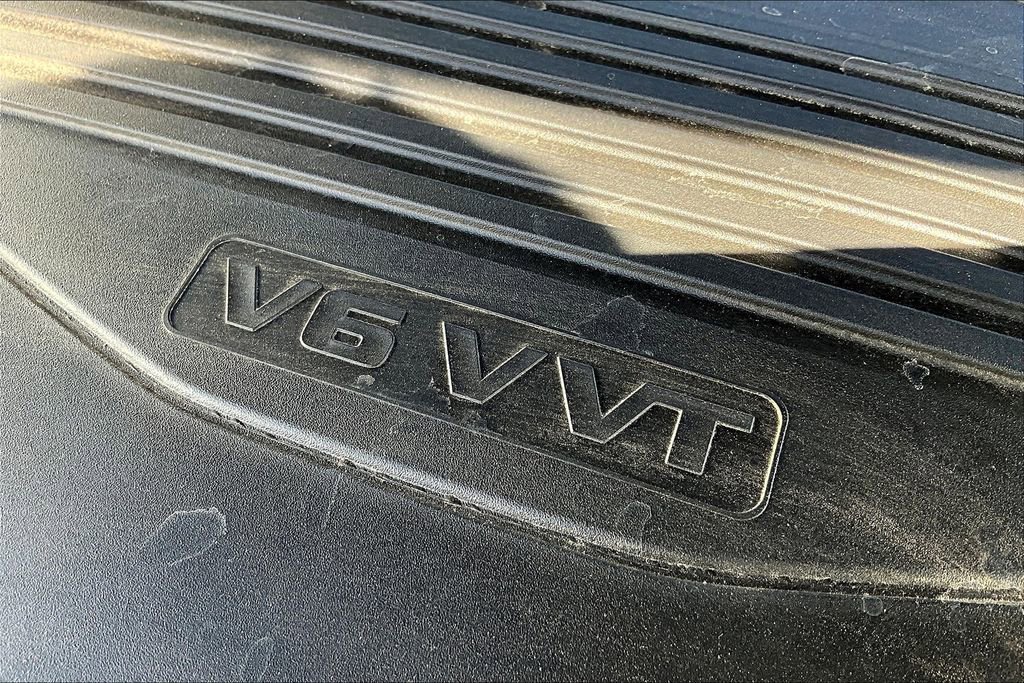 Used 2023 GMC Acadia Denali image 42